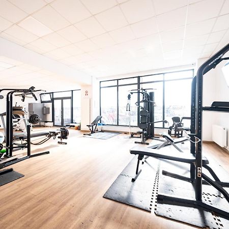 The Golden Studio - With Free Gym Bükreş Dış mekan fotoğraf