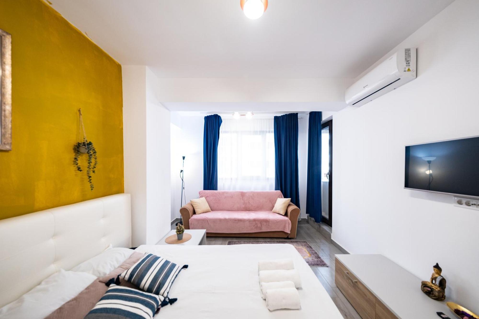 The Golden Studio - With Free Gym Bükreş Dış mekan fotoğraf